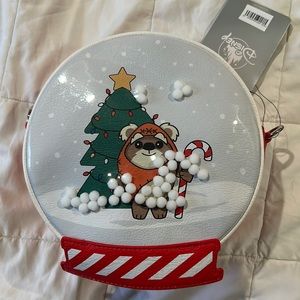 New with Tags Authentic Loungefly  Star Wars Ewok Snow Globe Crossbody